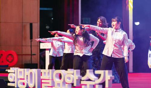 극단 노하우, 창립 120주년 기념식에서 감동의 무대 선사